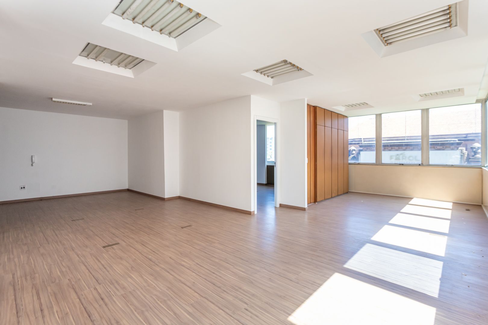 Sala Comercial 1 dormitório no bairro Centro Histórico