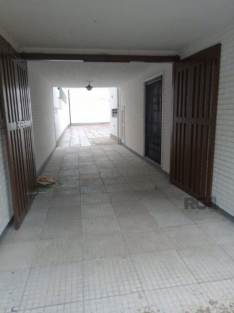 Sobrado no bairro Higienópolis de 3 dormitórios e 3 vagas — foto 5