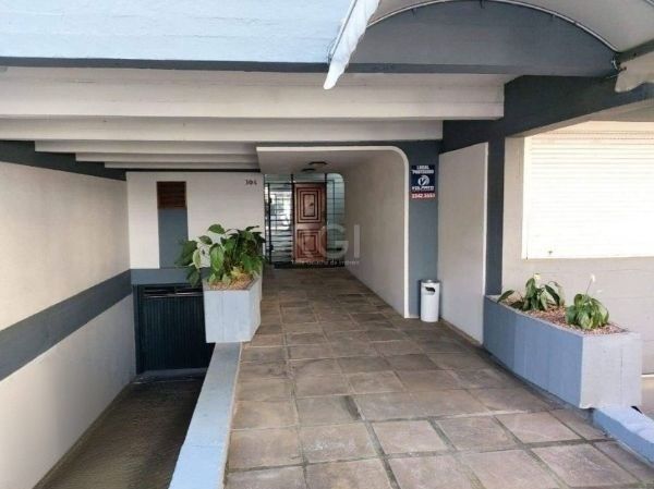 Sala Comercial, 1 sala, à venda, 68 m², Petrópolis - Porto Alegre — foto 2