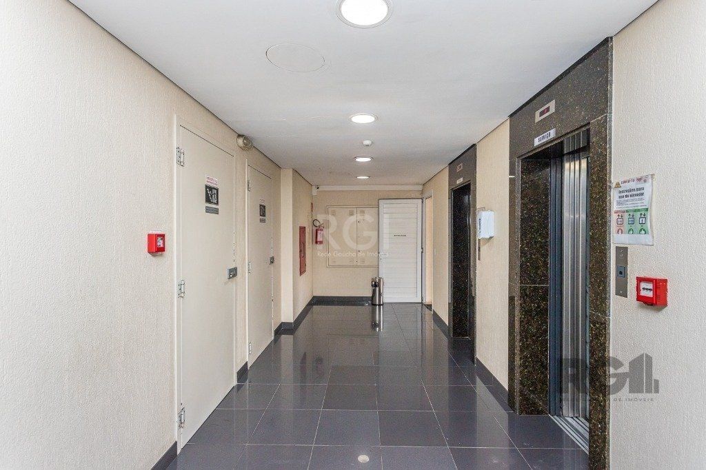 Apartamento à venda com 3 quartos, 112m² - Foto 19