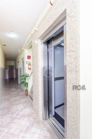 Apartamento à venda com 2 quartos, 65m² - Foto 16