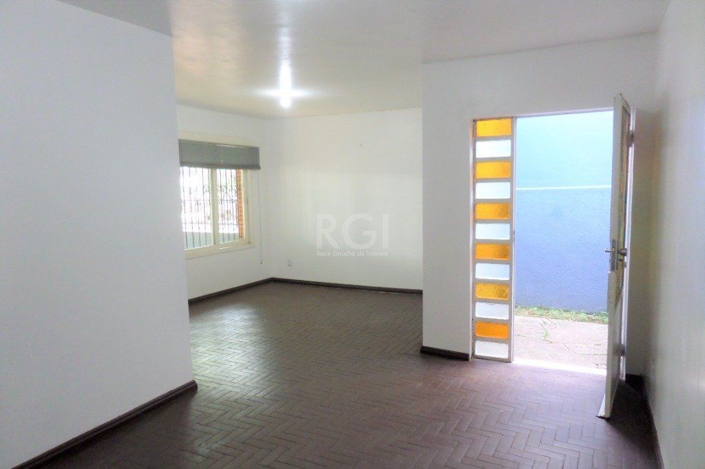 Casa à venda com 3 quartos, 160m² - Foto 4