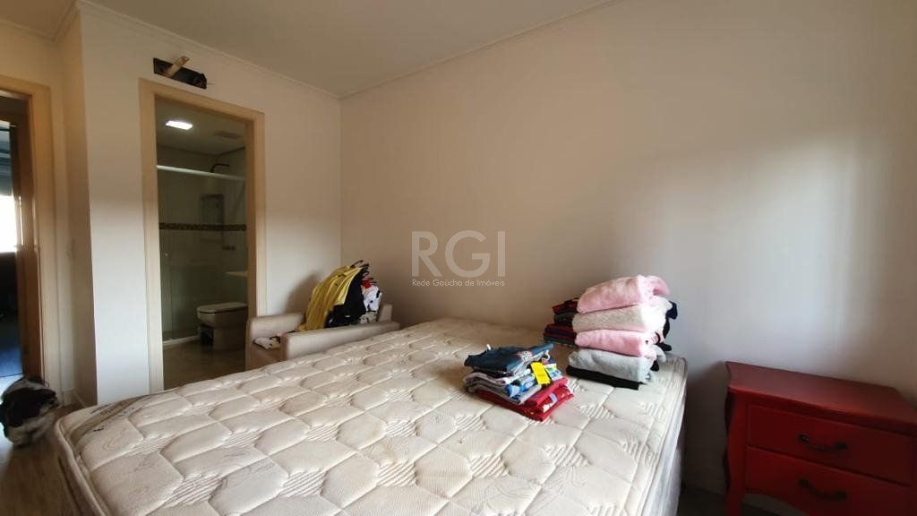 Casa de Condomínio à venda com 5 quartos, 375m² - Foto 29