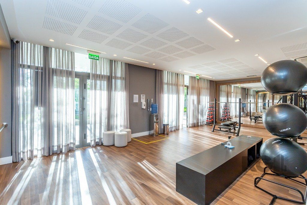 Apartamento à venda com 3 quartos, 149m² - Foto 46