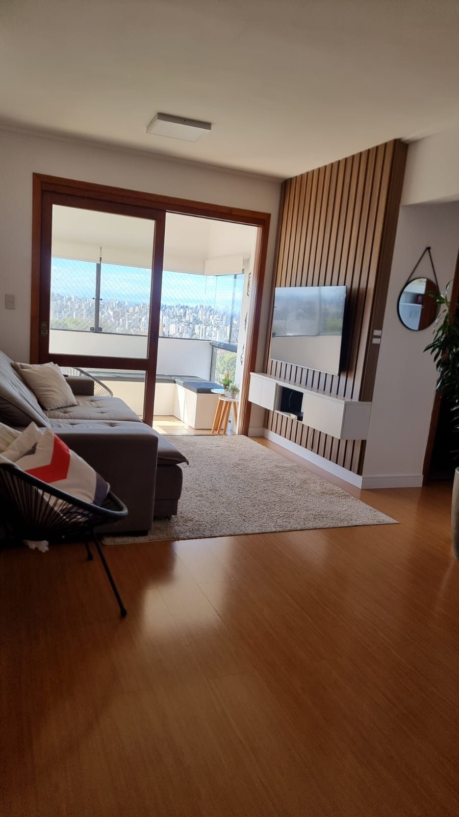 APARTAMENTO DE 02 DORMITÓRIOS , 02 VAGAS DE GARAGEM, NO BAIRRO SANTO ANTONIO