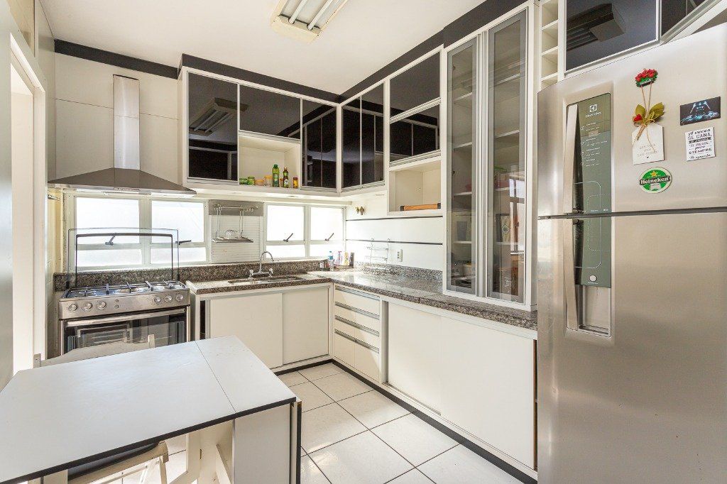 Apartamento à venda com 3 quartos, 125m² - Foto 23