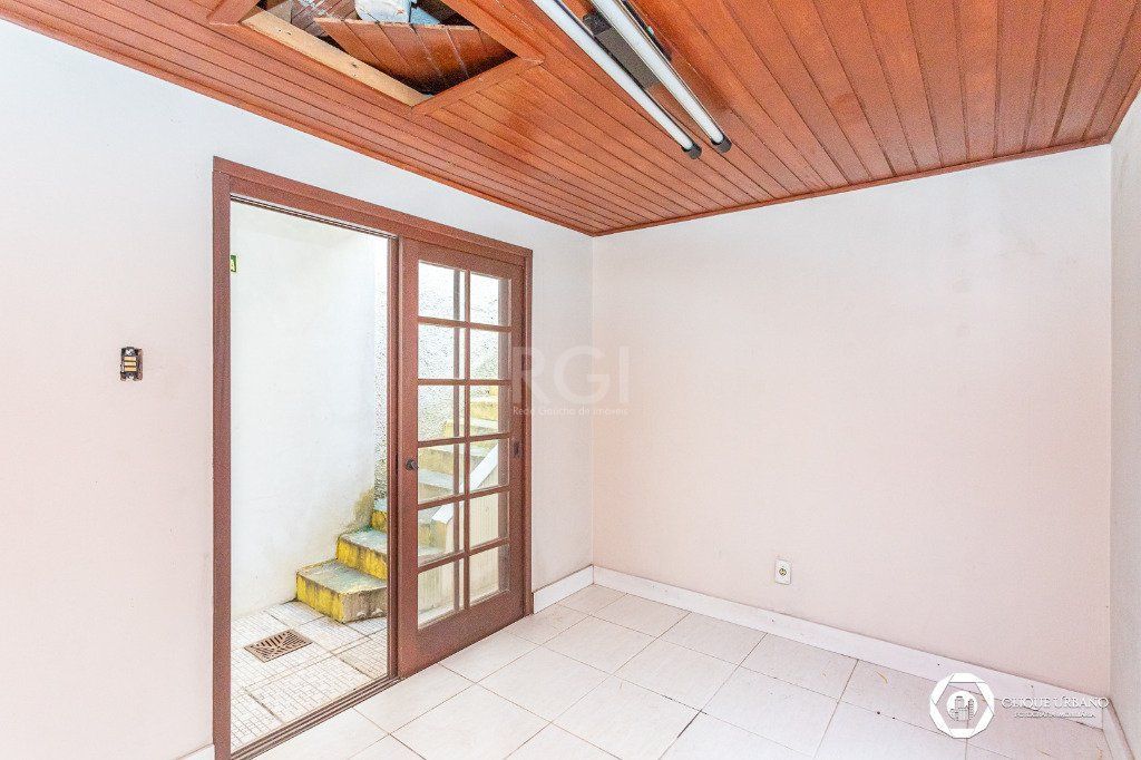 Casa, 4 quartos, 330 m² - Foto 29