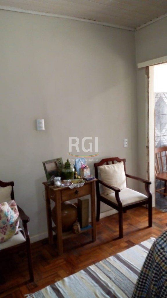 Casa à venda com 3 quartos, 64m² - Foto 8
