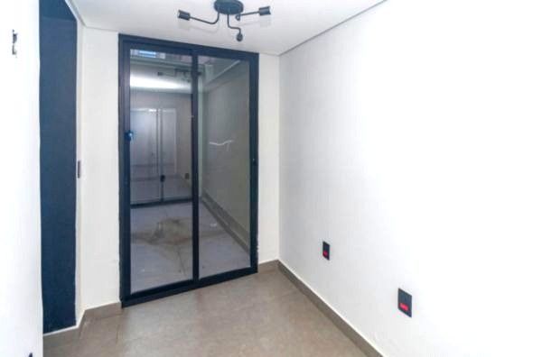 Apartamento de 1 dormitório TÉRREO no Centro DESOCUPADO — foto 3