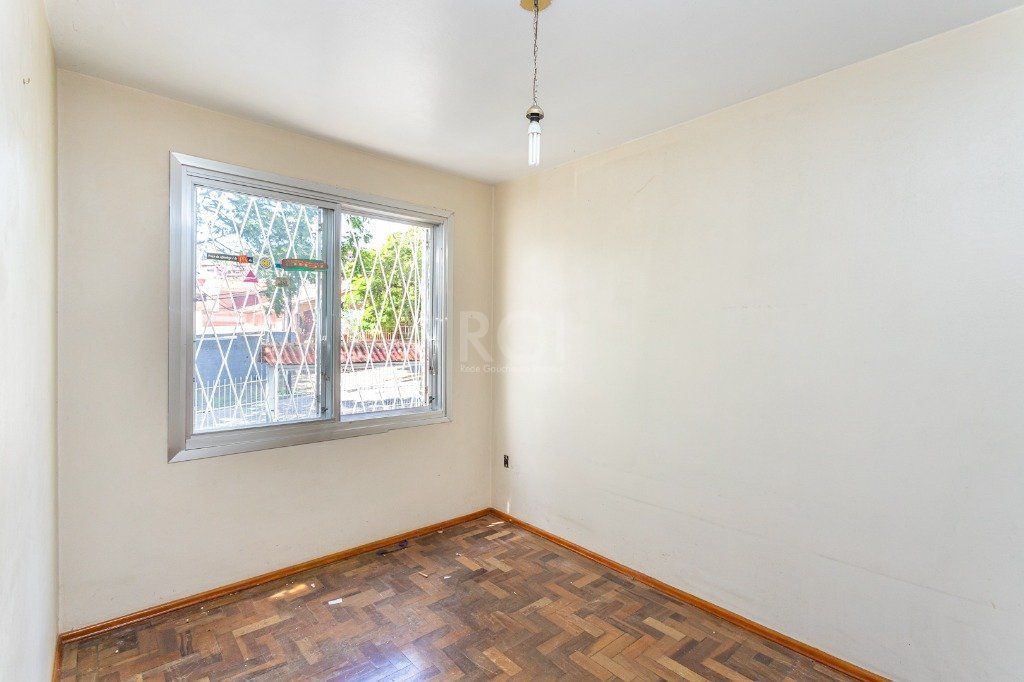 Apartamento à venda com 46m², 2 quartos no bairro Santa Tereza em Porto Alegre