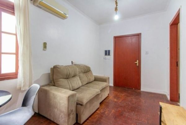 Apartamento no Centro de 1 dormitório mobiliado e DESOCUPADO — foto 3