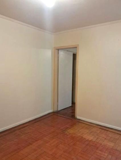 Apartamento no Centro de 1 dormitório DESOCUPADO — foto 3