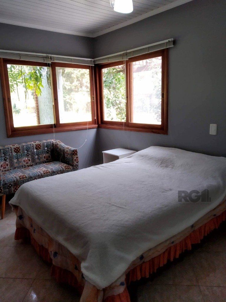 Casa de Condomínio à venda com 3 quartos, 221m² - Foto 35