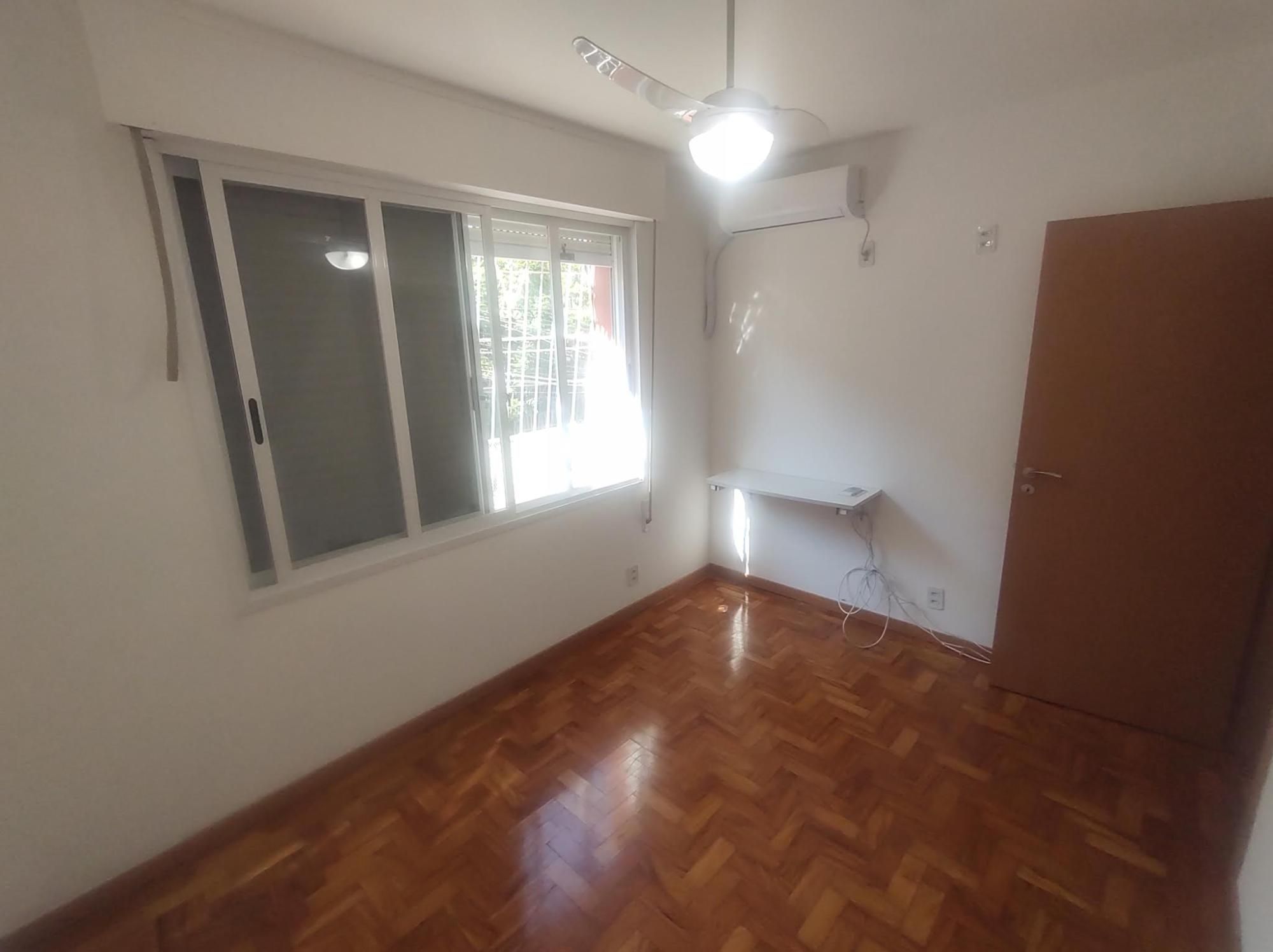 Apartamento mobiliado no Bom Fim de 2 dormitórios desocupado