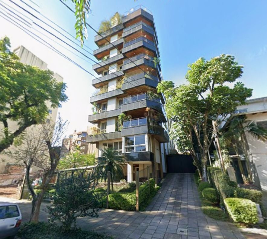 Cobertura no bairro Higienópolis de 4 dormitórios  4 vagas e piscina DESOCUPADA