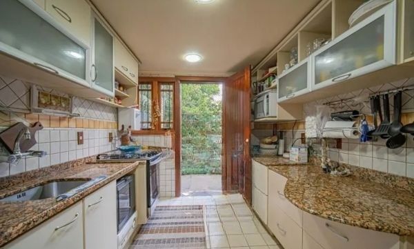 Casa, 4 quartos, 264 m² - Foto 9