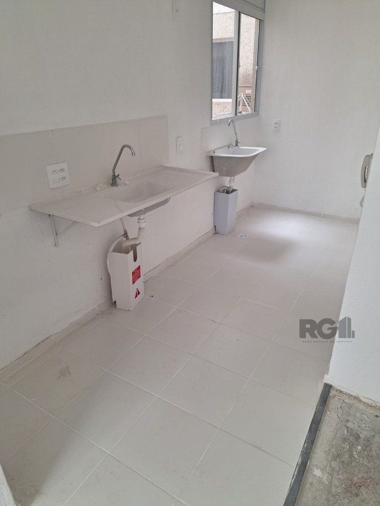 Apartamento à venda com 2 quartos, 41m² - Foto 2