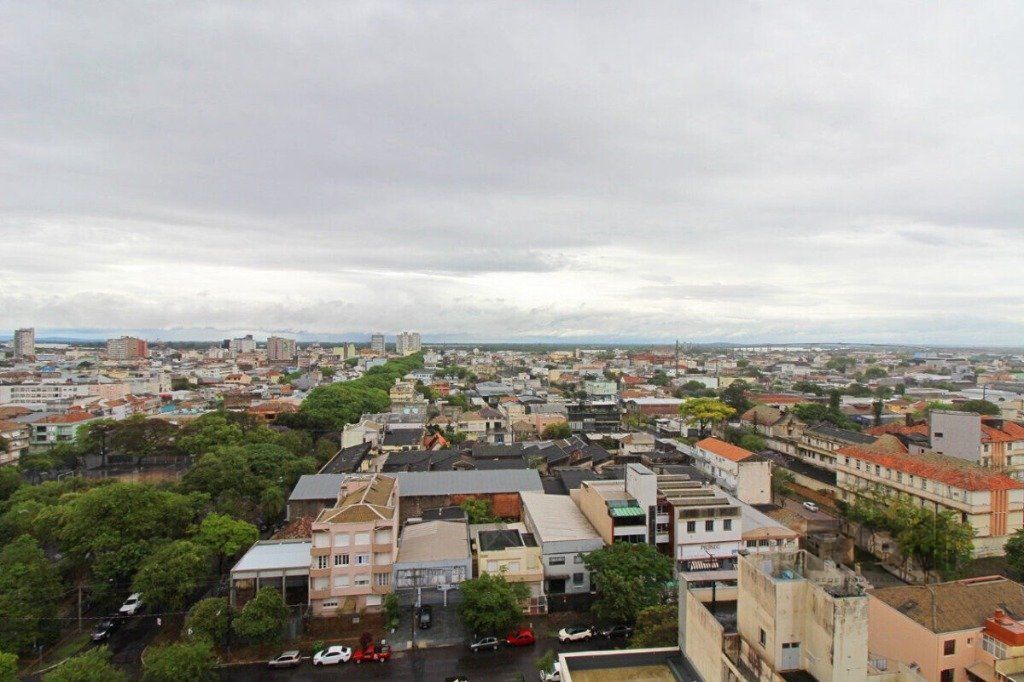 Apartamento à venda com 2 quartos, 55m², 1 suíte, 1 vaga, Avenida Ceará no bairro São João em Porto Alegre