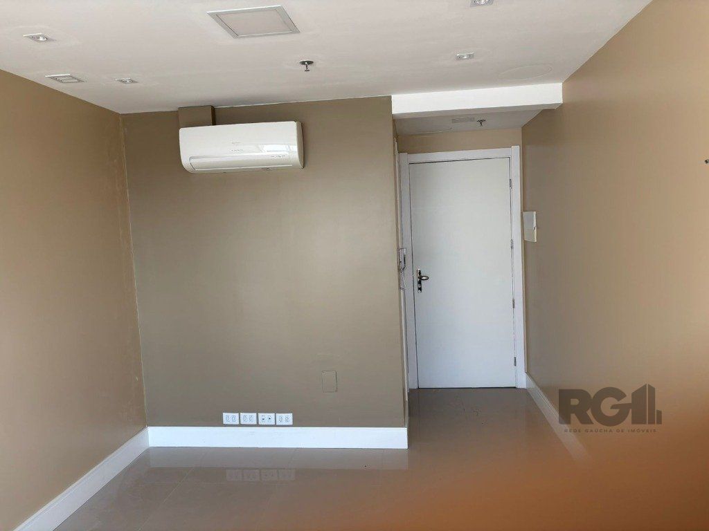 Conjunto Comercial-Sala à venda com 1 quarto, 25m² - Foto 6