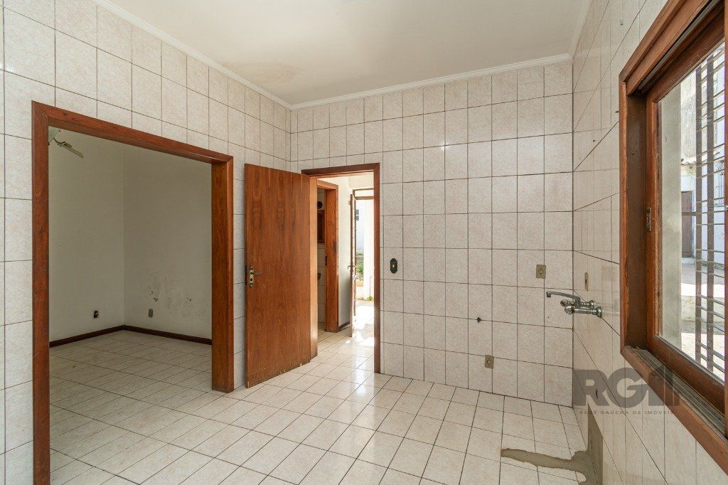 Casa à venda com 2 quartos, 350m² - Foto 16