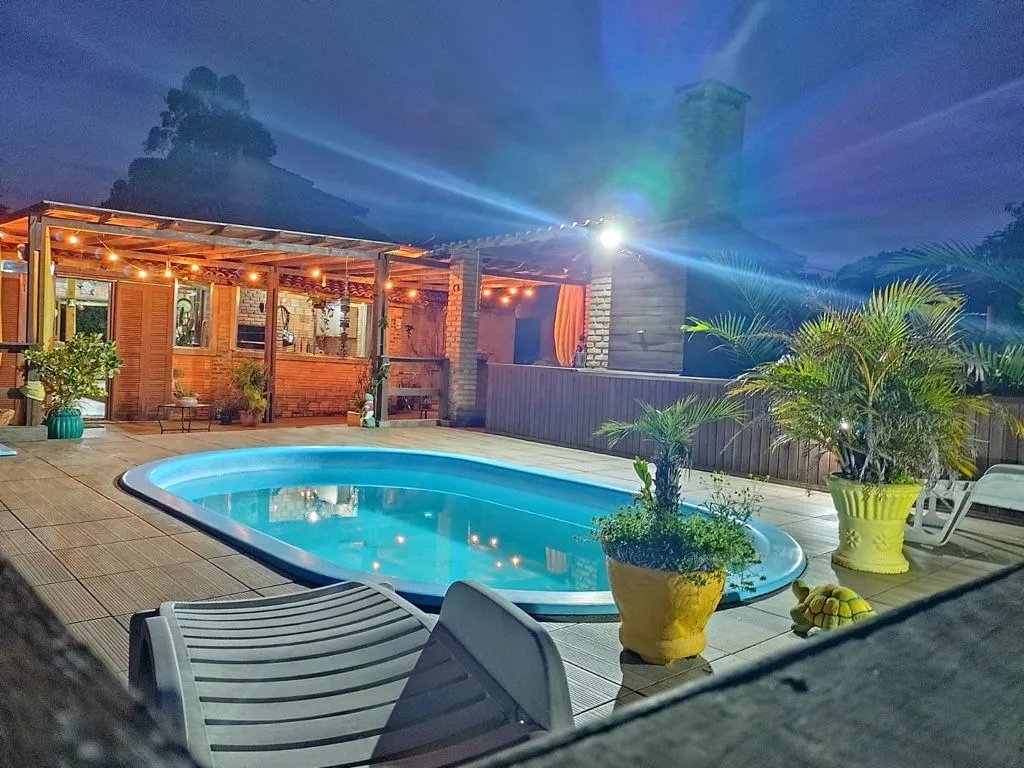 Sítio, 6 dormitórios no bairro Aguas Claras em Viamão para Comprar