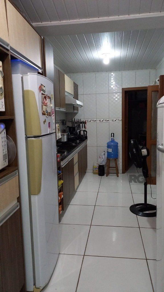 Casa de Condomínio à venda com 3 quartos, 60m² - Foto 1