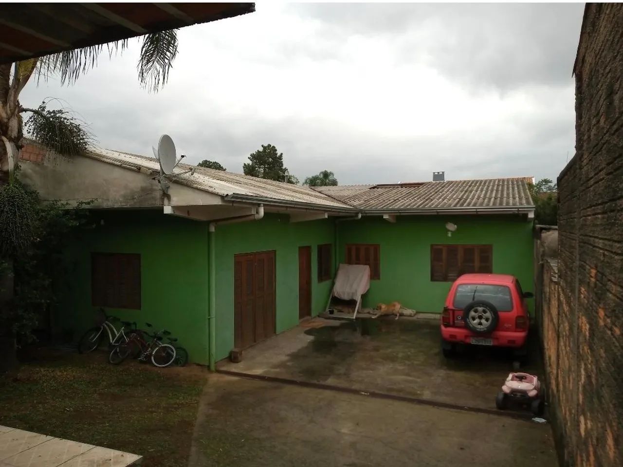 Casa 4 dormitórios no bairro Maringá