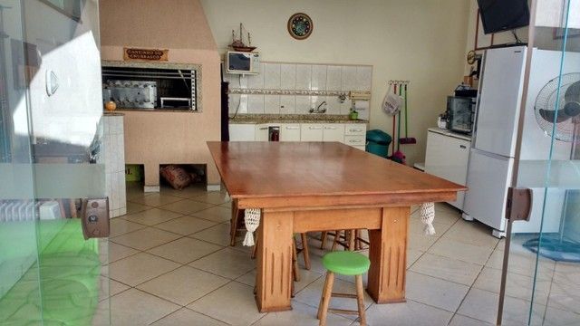 Casa à venda com 3 quartos, 372m² - Foto 6
