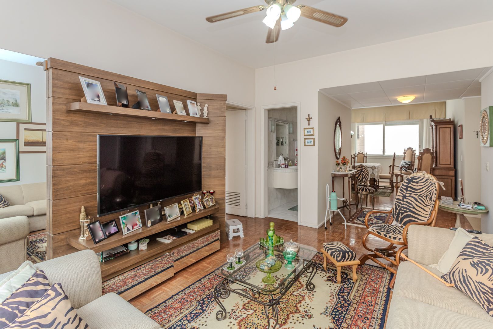 Apartamento com 217m², 3 dormitórios no bairro Independência em Porto Alegre para Comprar