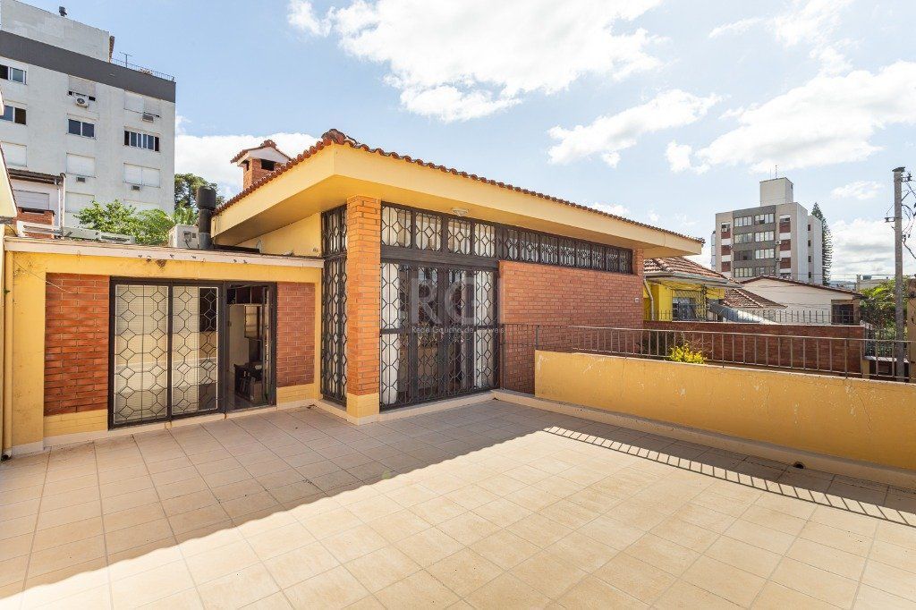 Casa, 3 quartos, 234 m² - Foto 1