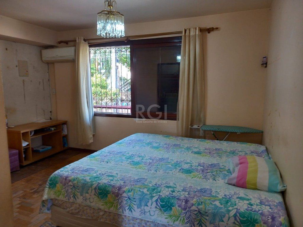 Casa à venda com 4 quartos, 300m² - Foto 12