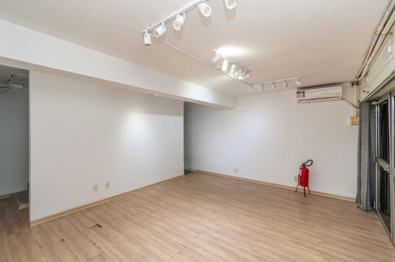 Prédio Inteiro à venda com 16 quartos, 850m² - Foto 13