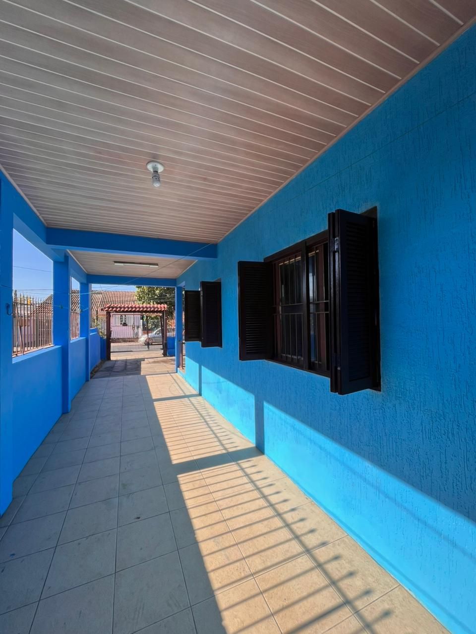 Casa no Sarandi de 4 dormitórios e 4 vagas