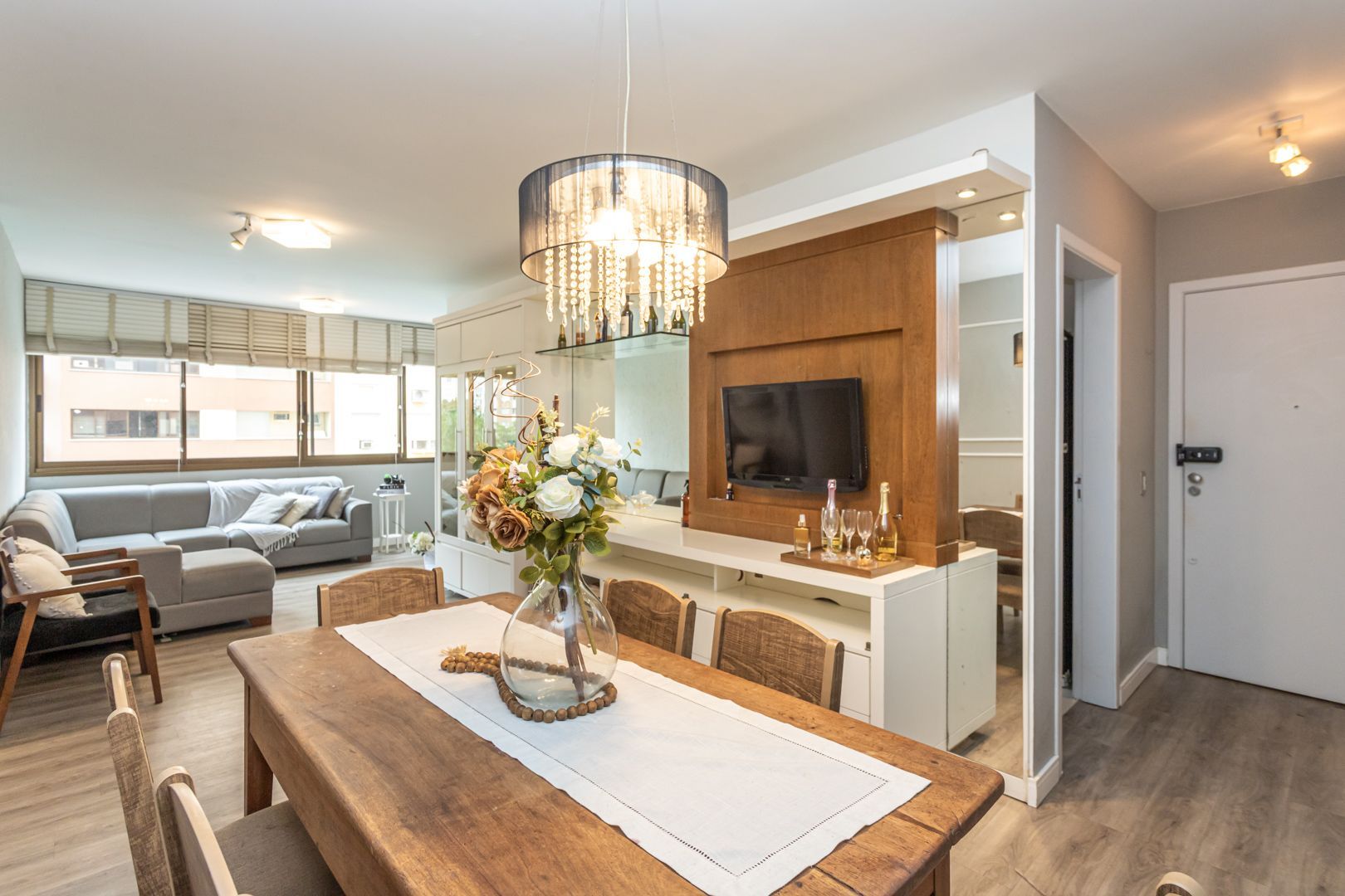 Apartamento 3 dormitórios no bairro Vila Ipiranga