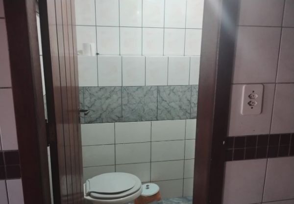 Casa à venda com 3 quartos, 206m² - Foto 6
