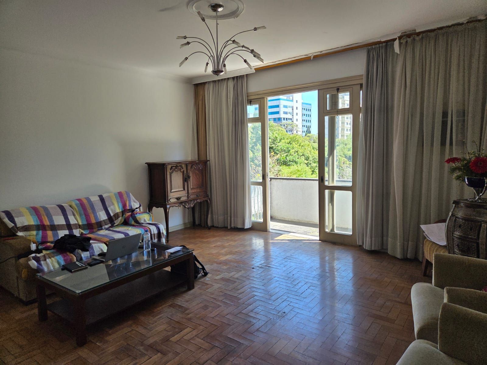 Apartamento 4 dormitórios no bairro Rio Branco