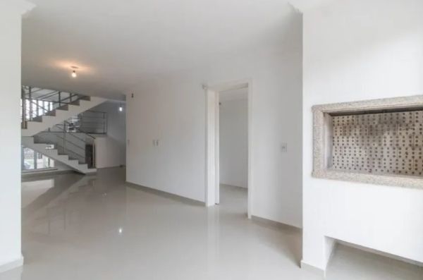 Casa sobrado para Venda de 3 dormitórios e 4 vagas no  Jardim Sabará — foto 4