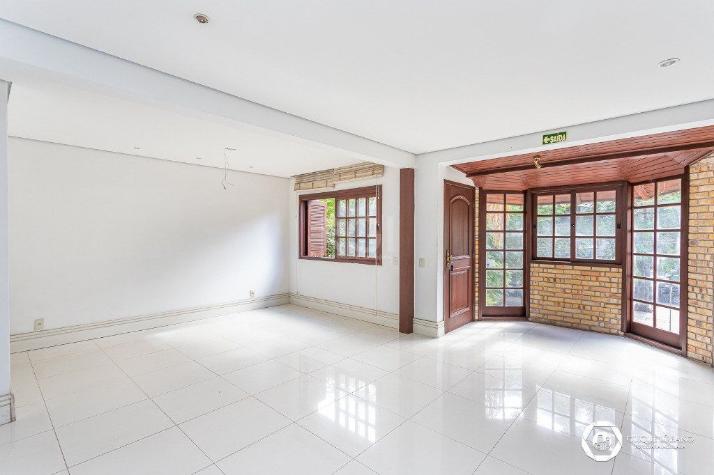 Casa, 4 quartos, 330 m² - Foto 3