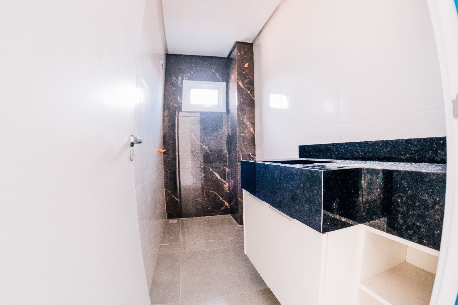 Apartamento à venda com 3 quartos, 112m² - Foto 4