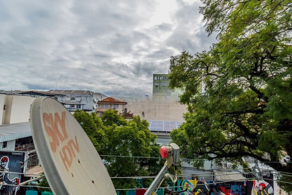 Apartamento à venda com 1 quarto, 68m² - Foto 2