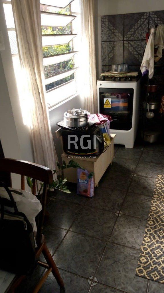 Casa à venda com 3 quartos, 64m² - Foto 17