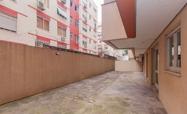 Apartamento à venda com 2 quartos, 61m² - Foto 29