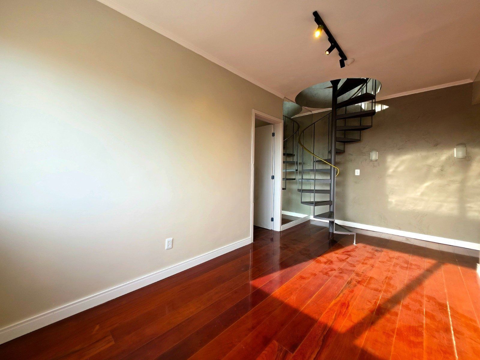 Apartamento, 2 quartos, à venda, 120 m², Floresta - Porto Alegre — foto 4