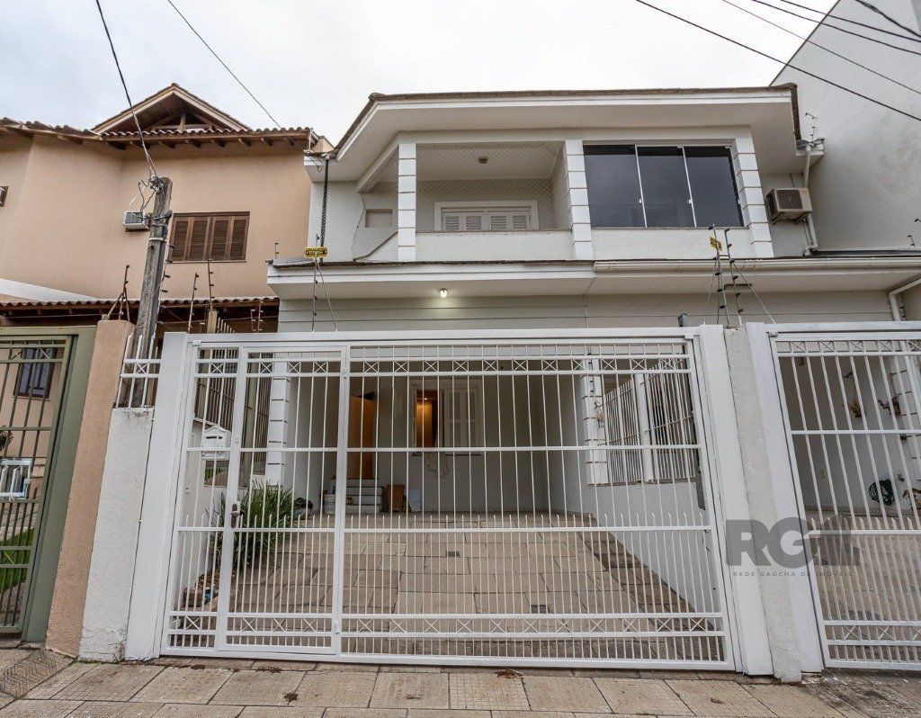 Casa sobrado no Sarandi Ecoville de 3 dormitórios e 3 vagas