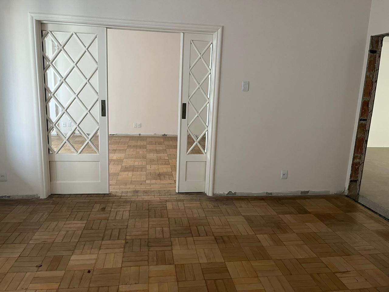 Apartamento à venda com 3 quartos, 175m² - Foto 8