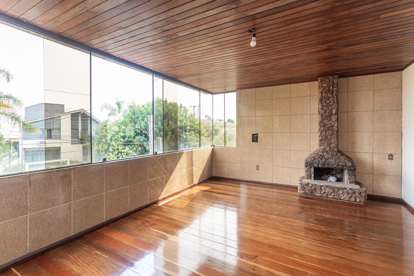 Prédio Comercial no Cristo Redentor com 2 apartamentos individuais