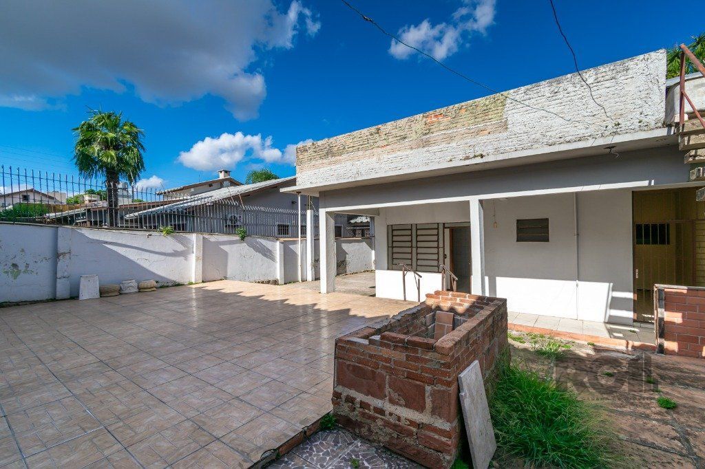 Casa à venda com 2 quartos, 350m² - Foto 33