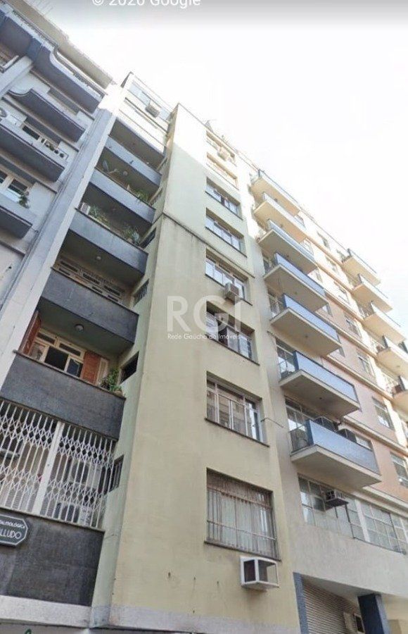 Apartamento à venda com 117m², 3 quartos no bairro Centro Histórico em Porto Alegre