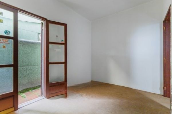 Apartamento no Partenon térreo de 2 dormitórios e 2 pátios DESOCUPADO — foto 5