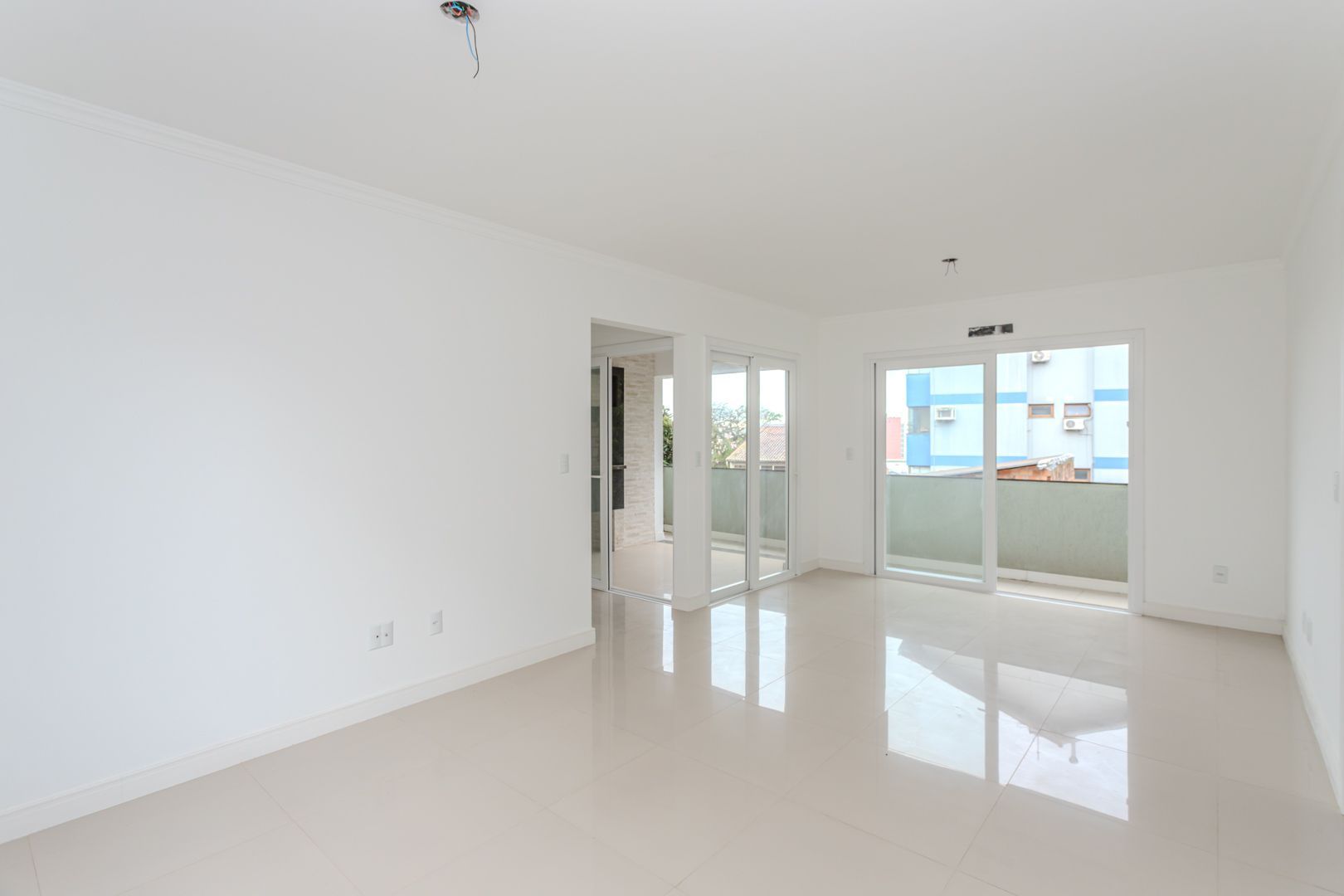 Apartamento NOVO no Menino Deus de 3 dormitórios e 2 vagas